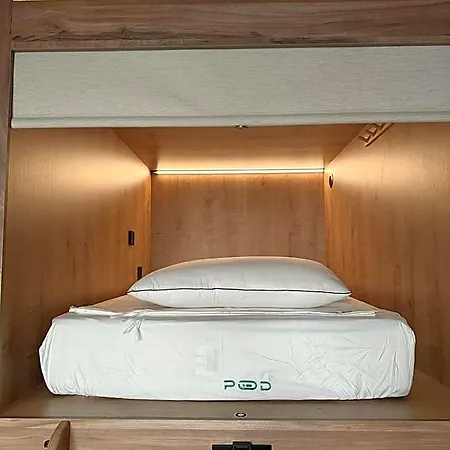 The Pod Village فندق