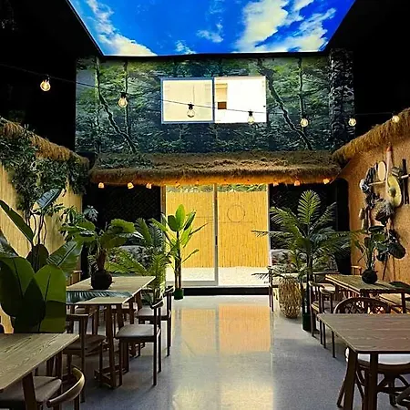 The Pod Village فندق