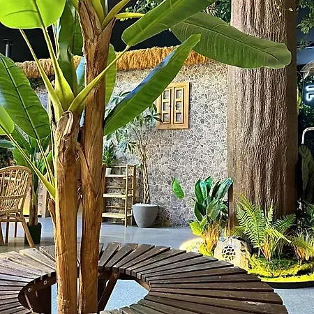 فندق The Pod Village فالنسيا