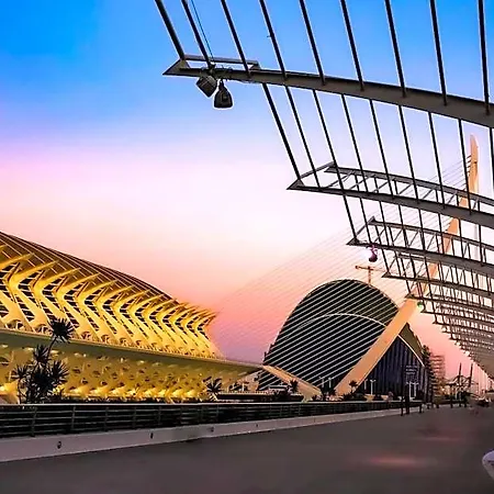 アパート Comodo Ciudad De Artes Wifi Ac バレンシア