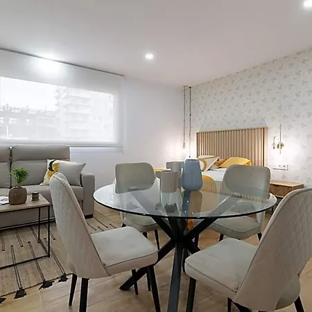 Dorm4you Arena Aparthotel 3*