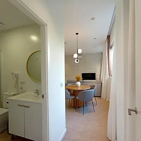 Hotel apartamentowy Blanq Marina 4*