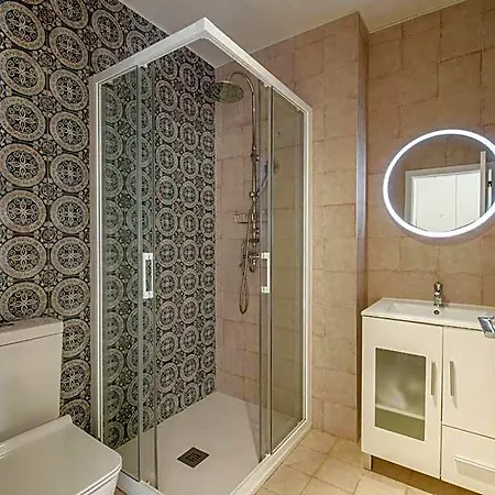 Gorgeous With A Large Private Terrace 4* Valensiya