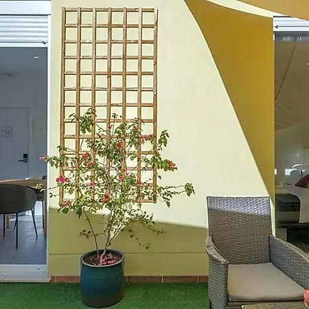 Apart Otel Gorgeous With A Large Private Terrace Valensiya