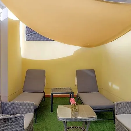 Gorgeous With A Large Private Terrace Apart Otel 4*
