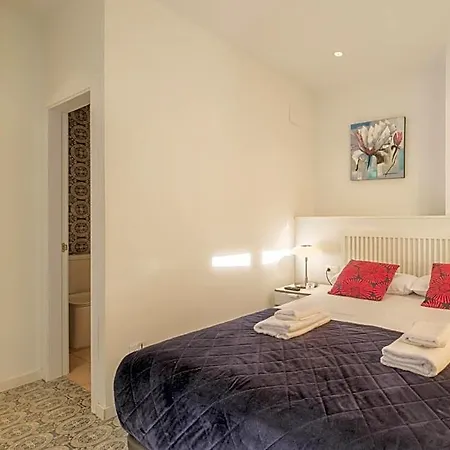Gorgeous With A Large Private Terrace Valensiya