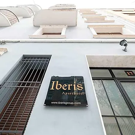 Modern Close To Centre شقة فندقية 4*