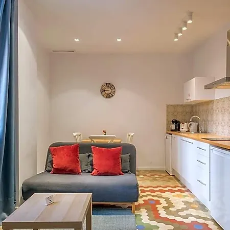 Hotel apartamentowy With Antique Floor & Lots Of Sun Light Walencja