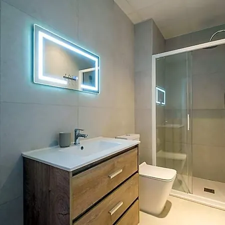 Gorgeous Close To Centre Apart Otel 4*