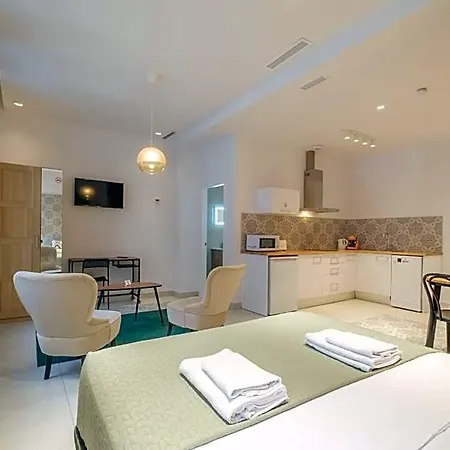 Gorgeous Close To Centre Apart Otel Valensiya