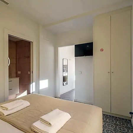 Marvellous With A Large Private Terrace 4* Valencia