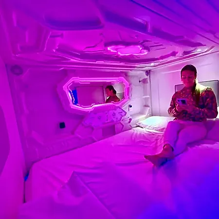 Capsule Valência