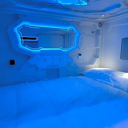 Capsule 2*
