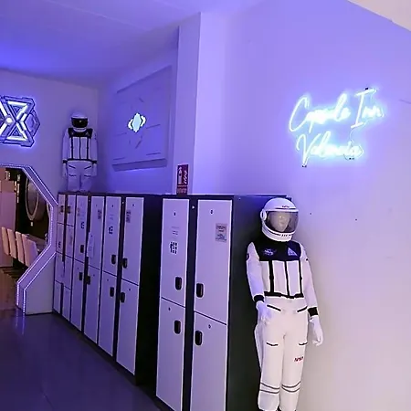 Hotel Cápsula Capsule 2*