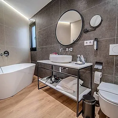 Soho Boutique Turia Hotel 4*