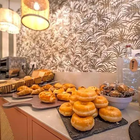 Soho Boutique Turia Hotel 4*