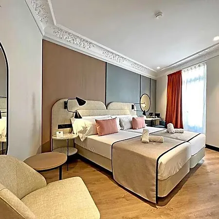 Soho Boutique Turia 4*