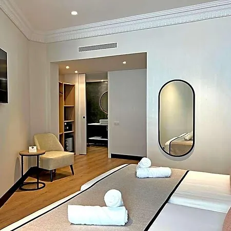 Soho Boutique Turia Hotel 4*