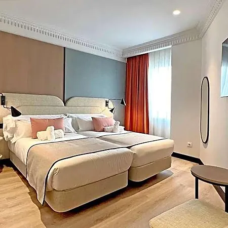 Soho Boutique Turia 4*