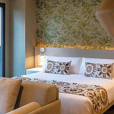 Core Apartahotel 4*