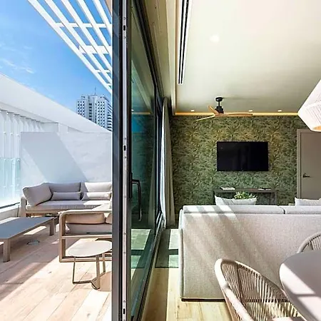 Core Apartahotel 4*