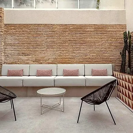 La Novieta Boutique - Adults Only