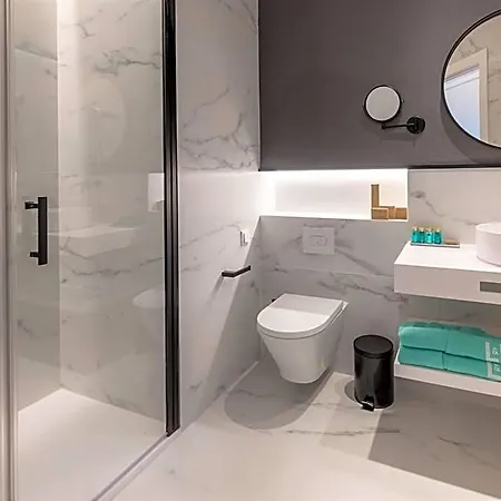 Hotel L&h Gran Via