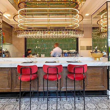 Hotel L&h Gran Via 4*