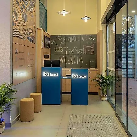 Ibis Budget Centro Puerto Отель