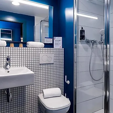 Ibis Budget Centro Puerto Валенсия