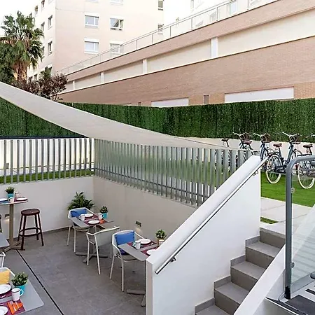 Отель Ibis Budget Centro Puerto