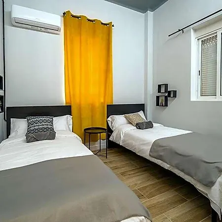 بيت شباب The Venue Boutique فالنسيا
