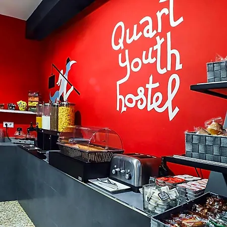 Quart Youth & Хостел *