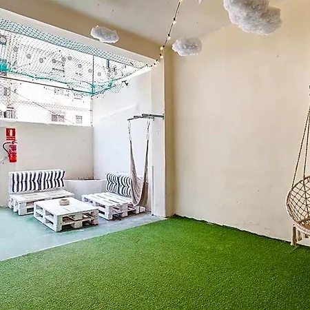 Hotel Coworking Balance