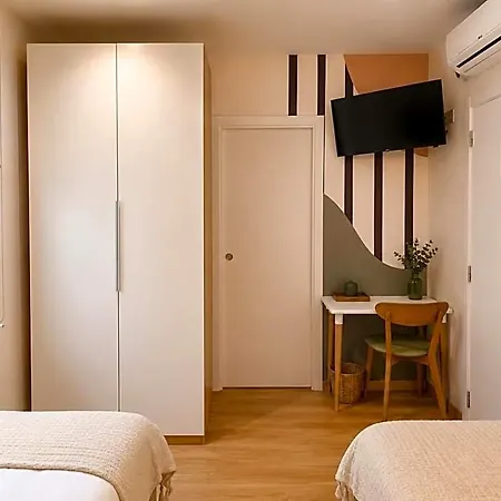 Garden Bed & Breakfast 4*