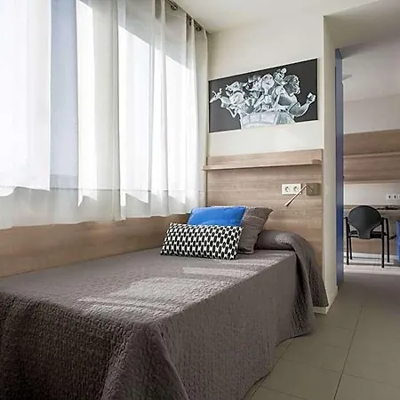 Residencia Universitaria Resa La Concepcion * فالنسيا