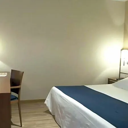 Rh Sorolla Centro Hotel