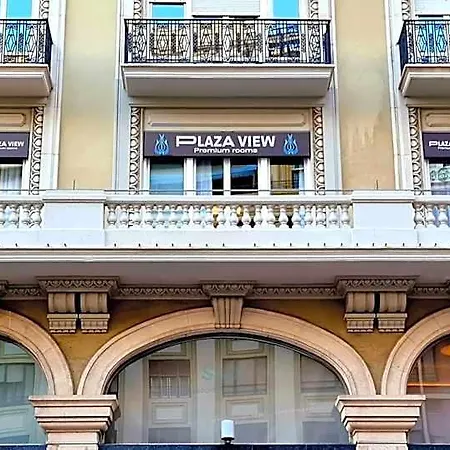 Отель Plaza View 3*