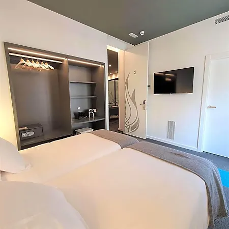Plaza View Отель 3*