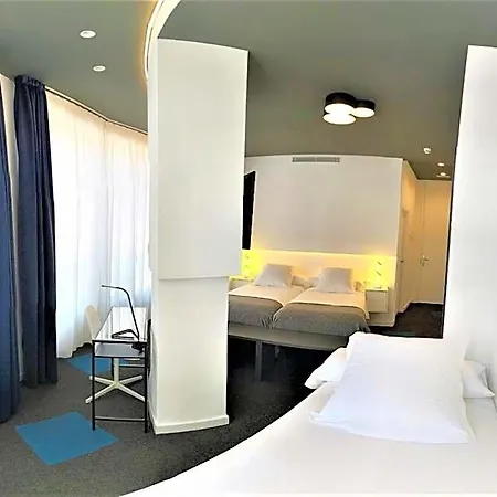Plaza View 3* Валенсия