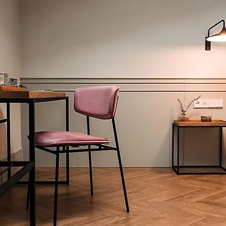 Отель Mate Collection Helen Berger