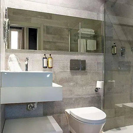 The Valentia Cabillers 4*