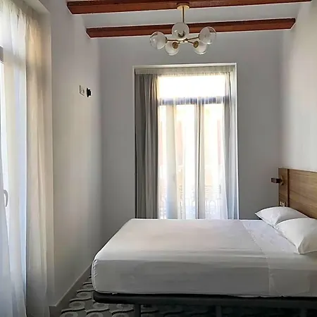 19-30 Hotel Valencia