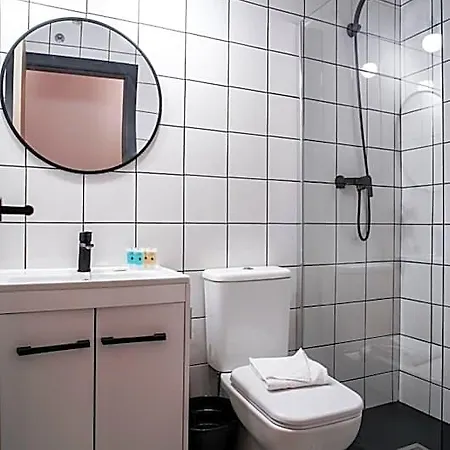 Hografic Hotell