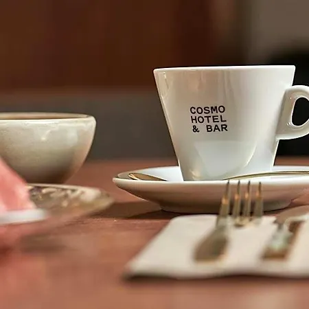 מלון Mate Cosmo - Centre, 3*