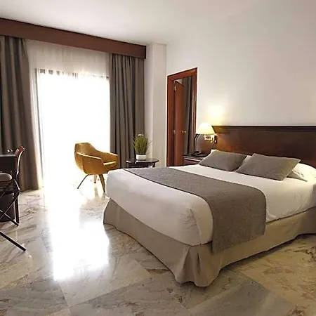 Hotel Turia 4*
