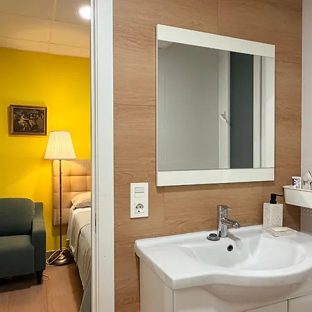 Проживание в семье Mirador 2 Del Mercado - Con Bano Privado En El Centro De La Ciudad Vella *