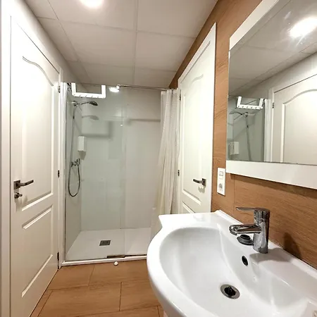 Mirador 2 Del Mercado - Con Bano Privado En El Centro De La Ciudad Vella *