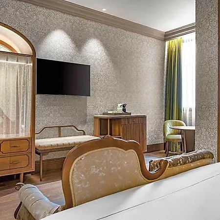 Palacio Santa Clara, Autograph Collection 4* Valencia