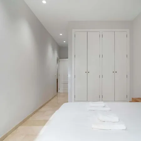 Off - Spacest - Carrer De La Llanterna A *